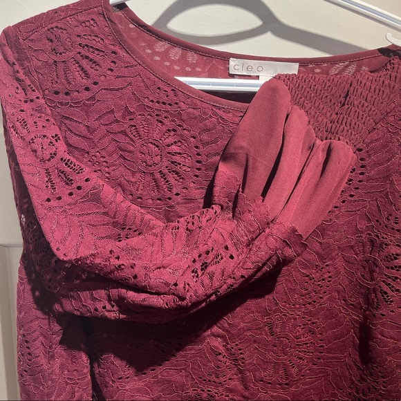 Cleo maroon lace top - Picture 3 of 3